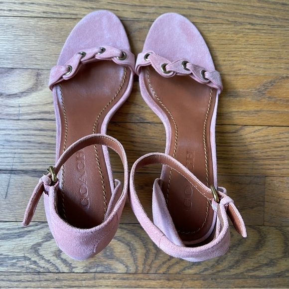 NEW Coach Link Pink Peony Suede Heel Size 8 NWOT - Picture 7 of 9
